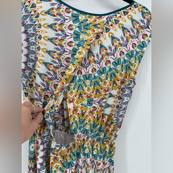 Allen B. By Allen Schwartz Women's Cut Out Back Colorful Scoop Neck Dress - Picture 5 of 15